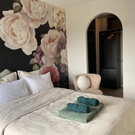 Rose Blossom Apartment In Paris Vanves Zewnętrze zdjęcie